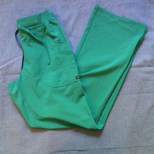 💧NWOT Teal Jockey Scrub Pants
